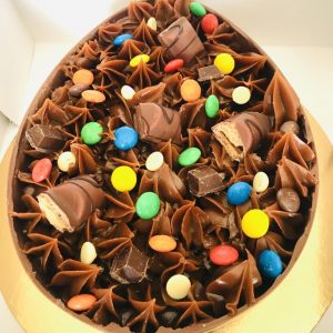 Huevo de Pascua + Kinder Bueno + M&M´s